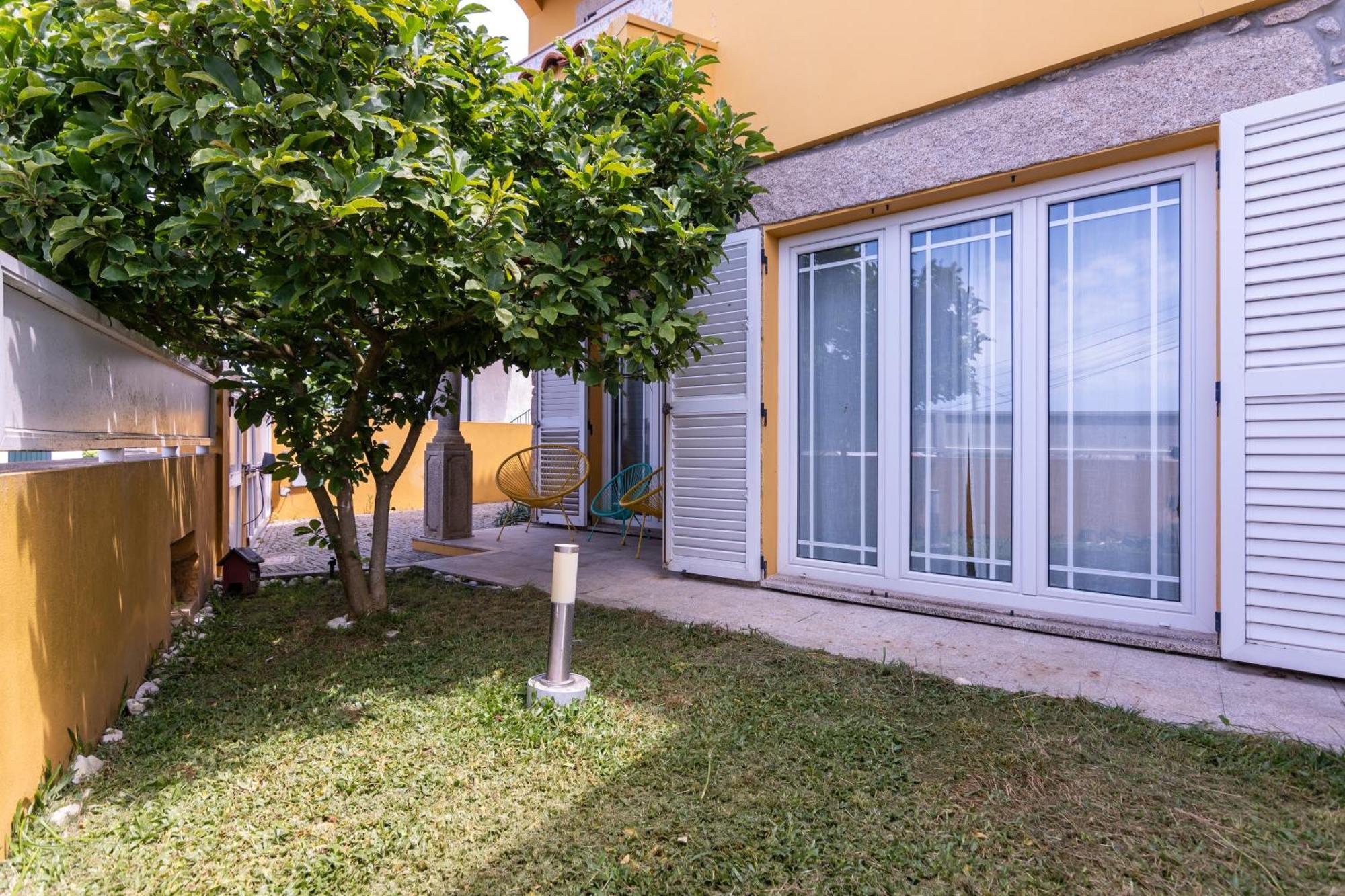 Perafita Yellow House - Ecohost Extérieur photo